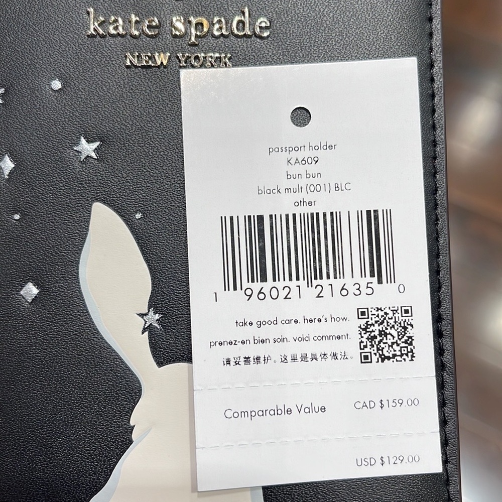 Kate Spade Bunbun Bunny Passport Holder 
COLOR: Black Multi 
NWT - Picture 12 of 16